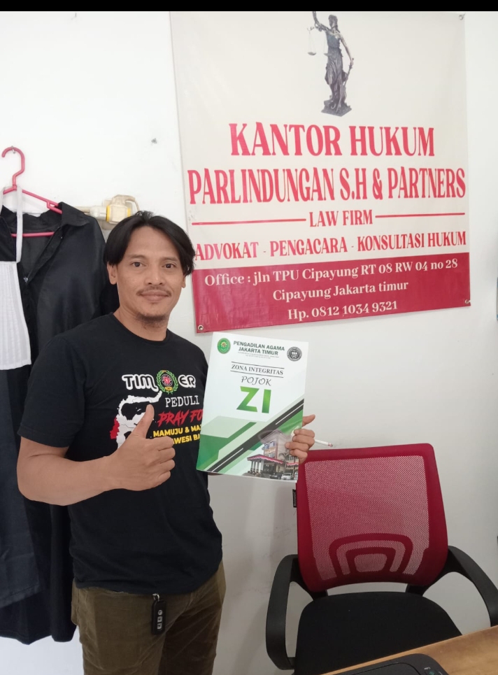 Serah terima Akta cerai Ke Klien.